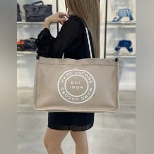 Marc Jacobs Signet Large Canvas Tote Bag